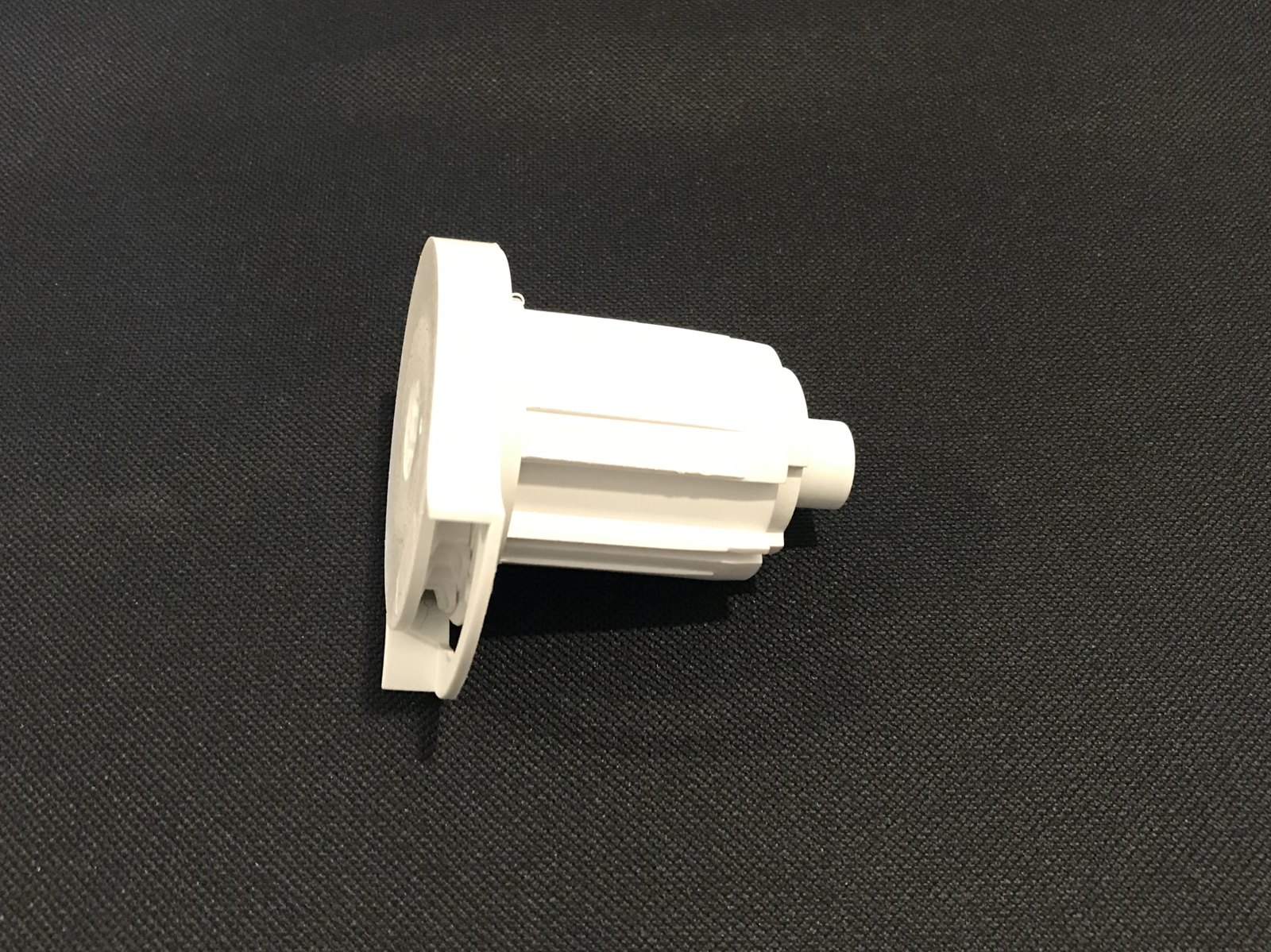 Heavy duty geared roller blind chain drive
